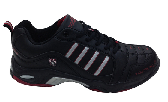 Zapatos de tenis, moda clásica para hombres.