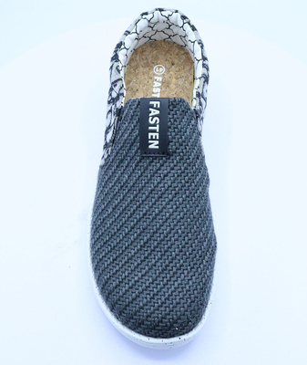 Zapatos para hombres de estilo de caminar de tamaño grande para uso diario de Jinjiang