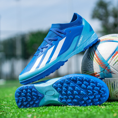 Zapatos de fútbol para estudiantes con talones largos y cortos de diseño único
