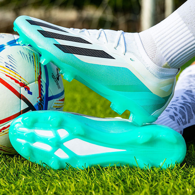 Zapatos de fútbol para estudiantes con talones largos y cortos de diseño único