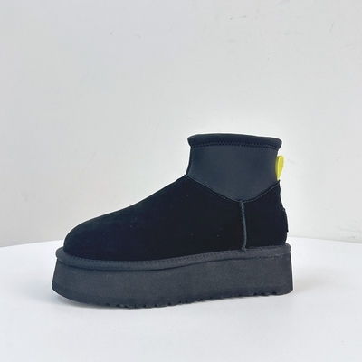 Botas de lápiz de suela gruesa y delgadas de mujer Nuevo invierno más lana Botas de nieve engrosadas Ubicaciones de ropa exterior de mujer Piel de vaca a prueba de agua