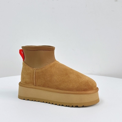 Botas de lápiz de suela gruesa y delgadas de mujer Nuevo invierno más lana Botas de nieve engrosadas Ubicaciones de ropa exterior de mujer Piel de vaca a prueba de agua