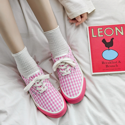 Personalizar nuevo estilo baja de arriba triple vulcanizado de primavera y verano de las mujeres estudiantes zapatos de lona en rosa tamaño 35-40