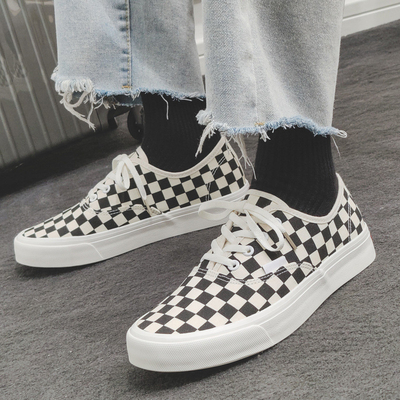 2024 Primavera otoño zapatillas de tenis nuevas con tapa baja zapatillas de moda zapatillas de pareja versátiles zapatillas casuales zapatillas de estudiante zapatillas de lona zapatillas de hombre